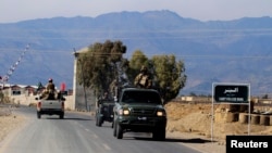 Pakistani soldiers patrol in South Waziristan. (file photo)
