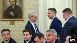 Николај Денков во преговори за нова влада
