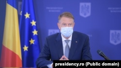 Președintele Klaus Iohannis la conferința de presă din 27 aprilie 2021.
