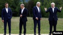 Գերմանիա, Բավարիա- Ֆրանսիայի նախագահ Էմանյուել Մակրոնը, Գերմանիայի կանցլեր Օլաֆ Շոլցը, ԱՄՆ նախագահ Ջո Բայդենը և Մեծ Բրիտանիայի վարչապետ Բորիս Ջոնսոնը G7-ի գագաթնաժողովին, 26-ը հունիսի, 2022թ․