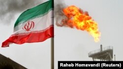 ایران قبل از تحریم‌های آمریکا روزانه ۲.۵ میلیون بشکه صادرات نفت داشت. (عکس از آرشیو)