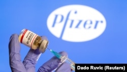 «Pfizer/BioNTech» компаниясы өндүргөн вакцина.