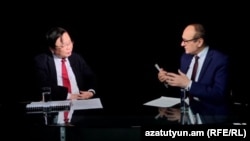 Armenia - Vice President of the Asian Development Bank, Wencai Zhang, during an interview with RFE/RL Armenian Service Director Harry Tamrazian, 12Nov, 2017