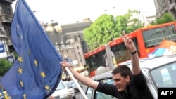 U Beogradu je 24. aprila prošle godine na ulicama proslavljano potpisivanje Sporazuma sa EU 