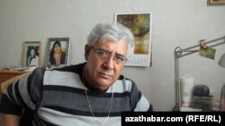 Şwesiýada ýaşaýan türkmen şahyry Şiraly Nurmyrat