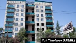 Дела, связанные с жильем, в Абхазии давно стали притчей во языцех