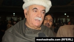 د پښتونخوا ملي عوامي ګوند د مشر محمود خان اڅکزی