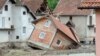Сербияда Белграддан 150 чакырымдай алыстагы Крупани шаарчасы да суу ташкынынан жабыркаган, 18-май, 2014