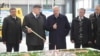 «Сьмярдзючага паху няма?» Лукашэнка запусьціў у Сьветлагорску скандальны завод
