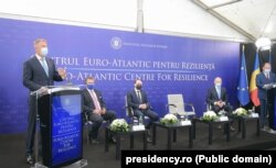 Președintele Klaus Iohannis va participa, în 14 iunie, la Reuniunea liderilor NATO care va analiza așa-numita „reziliență" a Alianței și perspectivele acesteia.