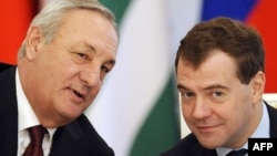 Между тем на Родине Сергея Васильевича далеко не все готовы разделить подобные восторженные оценки