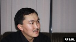 Н. Балтабаев: башка тилден сөз кошулбаган тил жок болуш керек