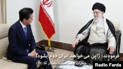 مشت کوبیدند روی دسته مبل، فرمودند «آنوقت نخست‌وزیرشان آمده اینجا می‌گوید ما آرزو داریم ژاپن، ایران دوم بشود!»