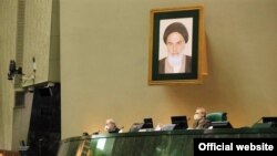 علی لاریجانی، رئیس مجلس، به ویروس کرونا مبتلا شده است