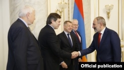 ԵԱՀԿ Մինսկի խմբի համանախագահները հանդիպում են Հայաստանի վարչապետի հետ, Երևան, հոկտեմբեր, 2019թ.