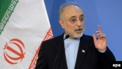 عل اکبر صالحی می گوید که ایران نمی‌خواهد وارد «میدان چالشی» شود.