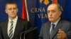 Igor Lukšić i Milan Roćen na konferenciji za novinare povodom listinga objavljenih u "Danu", 4. decembar 2011.