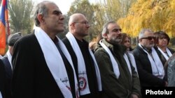 Armenia - Sasna Tsrer party leaders Zhirayr Sefiian (third from left) and Varuzhan Avetisian (second from left) start their election campaign in Yerevan, November 26, 2018.