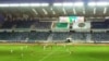 Türkmenistanyň prezidentiniň kubogyny almak ugrunda futbol ýaryşy. Türkmenistanyň we Eýranyň komandalary. 11-nji sentýabr, 2013 ý.