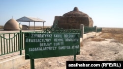 "Mälik Baba" gonamçylygy, Aşgabat (illýustrasiýa suraty)