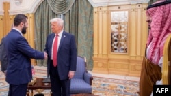 Встреча Трампа и аш-Шараа в Эр-Рияде
