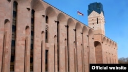 Երևանի քաղաքապետարանի շենքը արխիվ