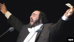 Luciano Pavarotti