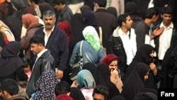 ايران صدر نشين تورم در منطقه خاورميانه است.( عکس: فارس)