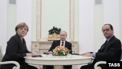 Меркел ва Ҳолланд дар меҳмонии Путин дар Маскав, 6 феврал