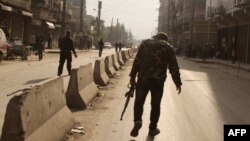 یک شورشی مخالف «داعش» در حلب