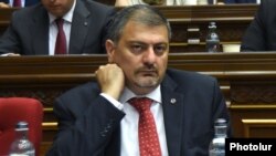 Armenia - Deputy Prime Minister Vache Gabrielian attends a parliament session in Yerevan, 20May2015.