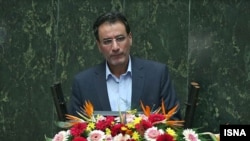 رضا فرجی دانا