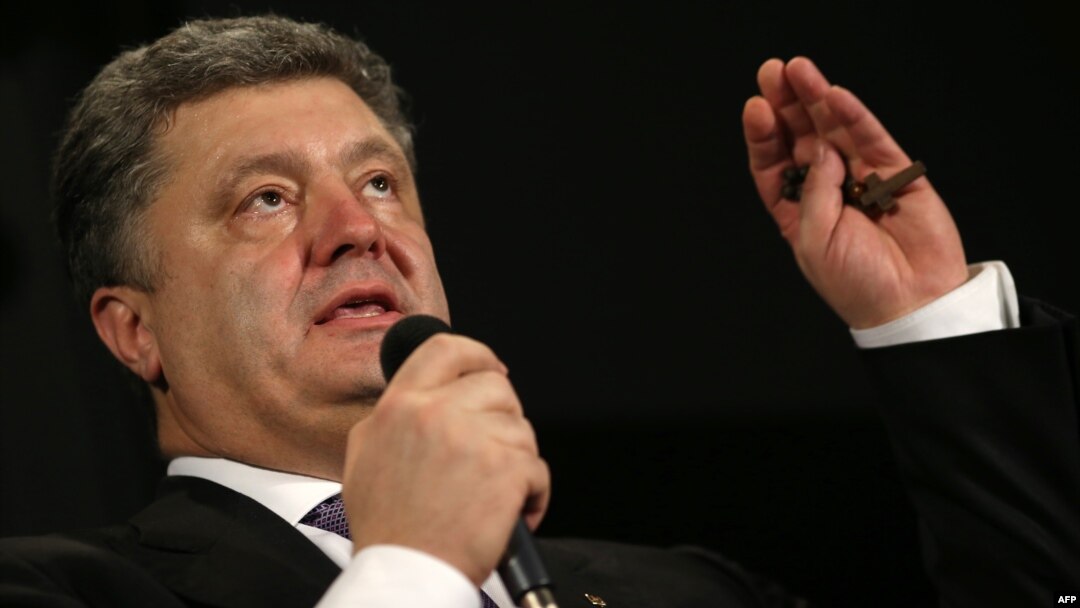 Petro Poroshenko speaking in early March to an audience in Paris, France