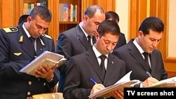 TÜrkmenistanyň ýokary derejeli resmileri.