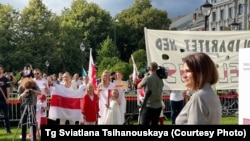 Архіўнае фота. Сьвятлана Ціханоўская на сустрэчы зь беларусамі Нарвэгіі